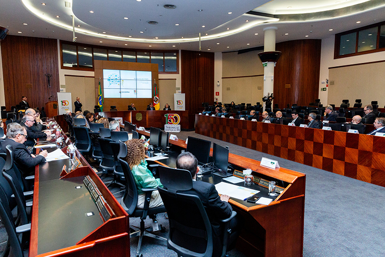 Ouvidores Judiciais reunidos no TJRS.