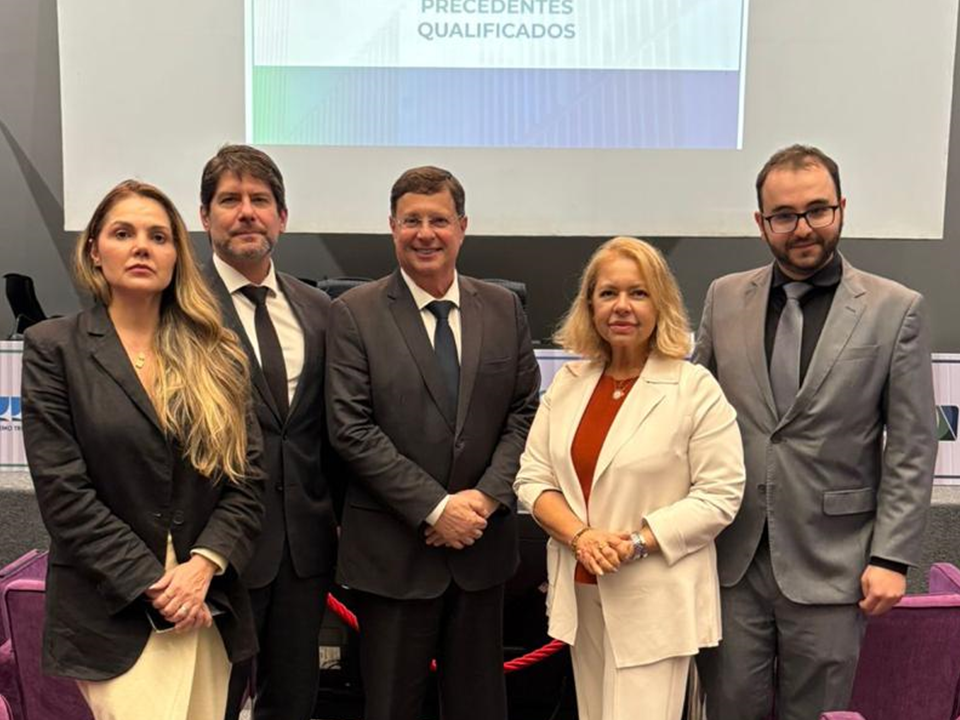 Emes presente no VII Encontro Nacional sobre Precedentes Qualificados