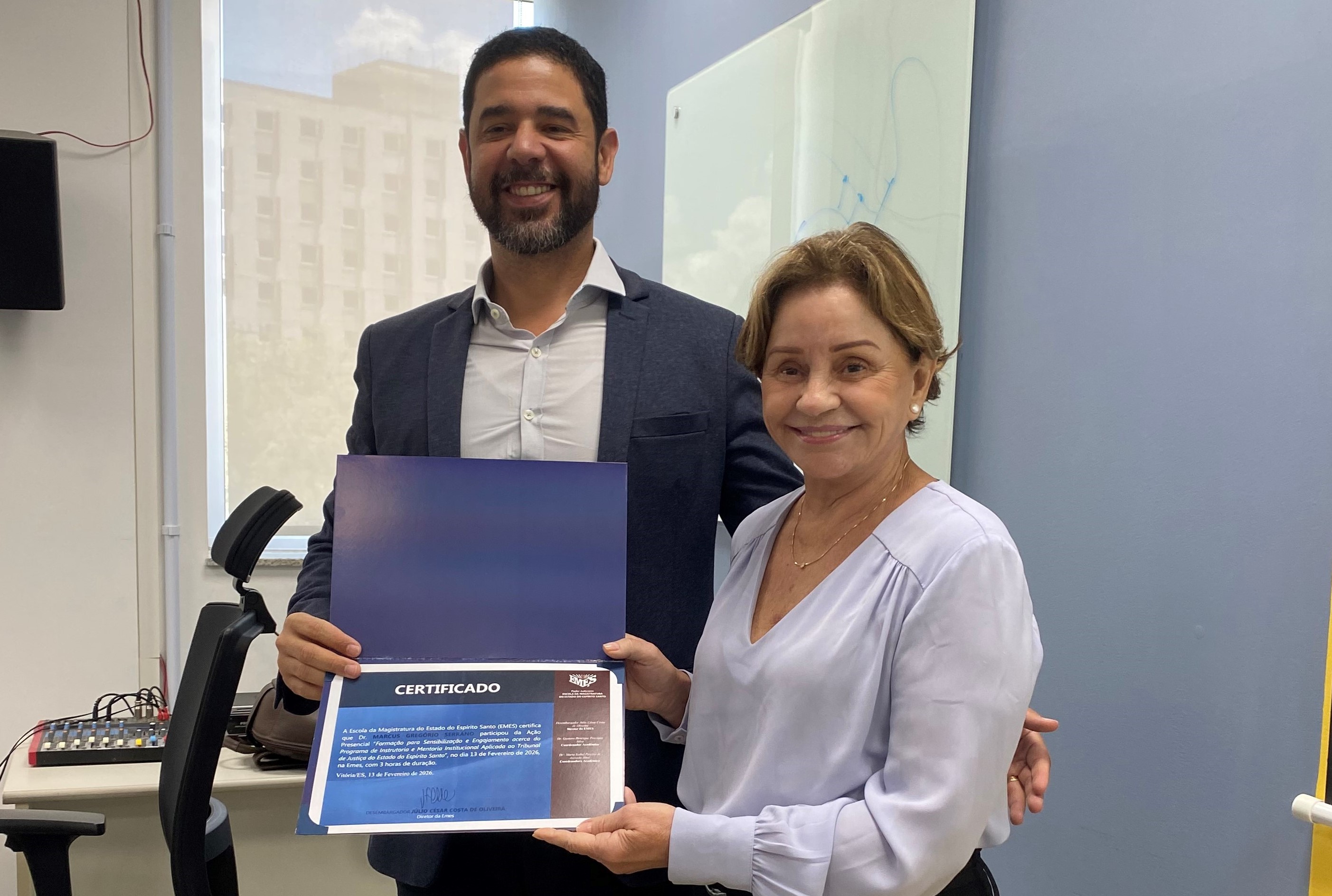 Presidente do TJES acompanha formação sobre Mentoria Institucional na Emes