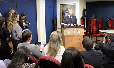 coletiva audiencia custodia 400