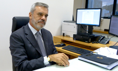 Fernando Ruy gabinete 400