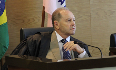 condenacao ex-secretario 400