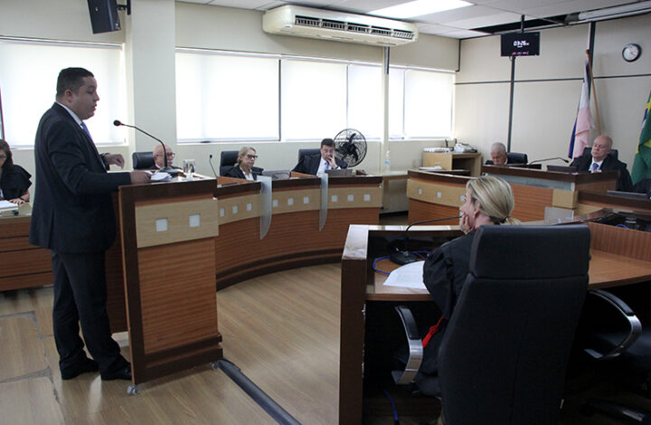 Primeira Câmara Criminal realiza sessão com sala adaptada às determinações da Lei 14.508