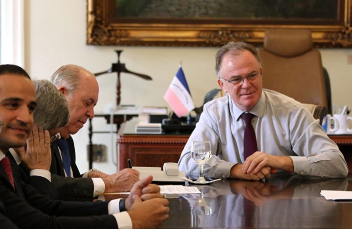 Presidente do TJES assina convênio com Governador para implantar sistema de RH do Estado no Judiciário