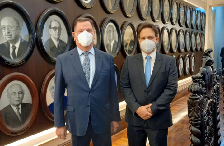 Presidente do TJES é homenageado no 120º Encontro Nacional dos Presidentes de Tribunais de Justiça