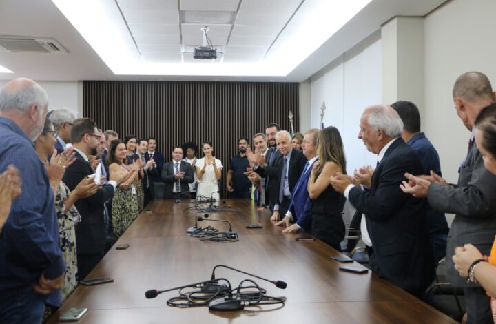 Presidente Fabio Clem de Oliveira recebe homenagens no Tribunal de Justiça do Espírito Santo