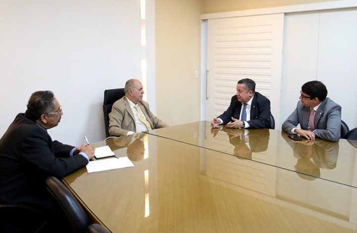 Presidente do Tribunal de Justiça recebe novos pleitos do Presidente da OAB-ES