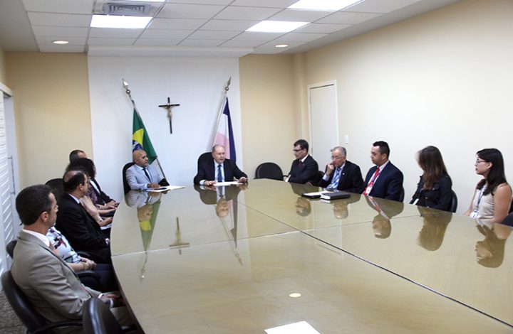 Presidente do Tribunal de Justiça dá posse aos membros da Comissão Permanente de Acessibilidade e Inclusão do Poder Judiciário Estadual