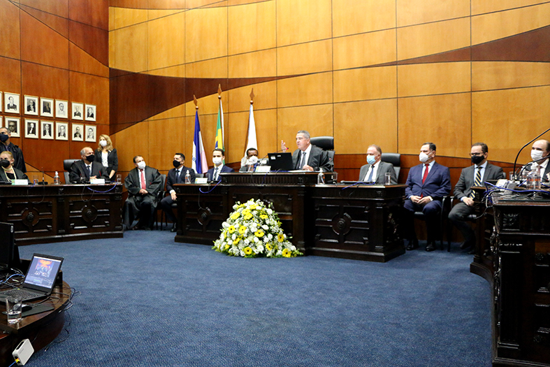 Sessão de posse da mesa diretora do TRE-ES para o biênio 2022-2023.