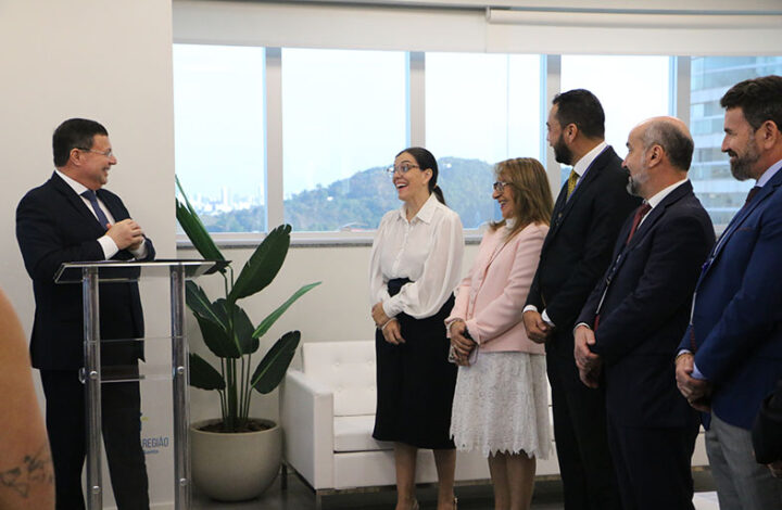 TJES firma termo de cooperação com o TRT-ES para utilização da estrutura do Juizado Itinerante da Lei Maria da Penha