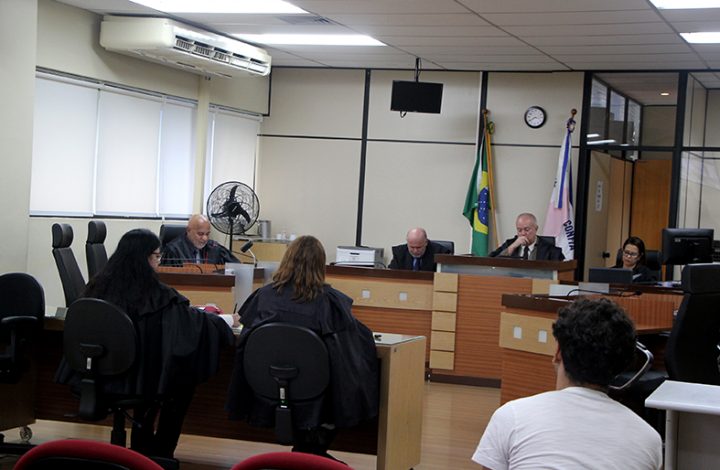 1ª Criminal mantém prisão de acusado de tentar matar namorado da ex-esposa a machadadas