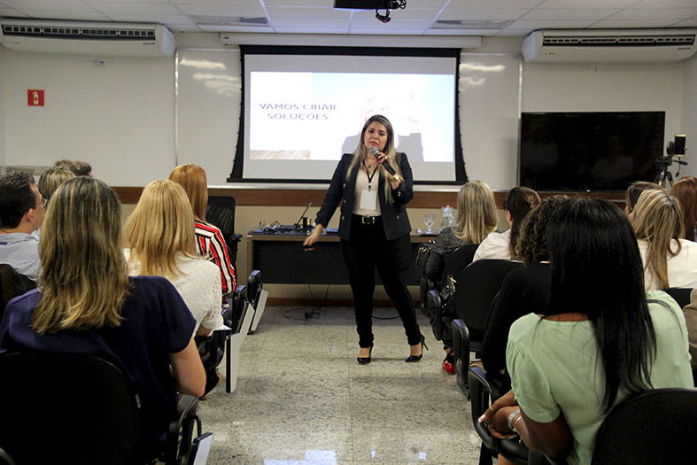 Magistrados Capixabas assistem ao workshop sobre o projeto Justiça Digital, promovido pelo Fórum Permanente de Juízes de Família do TJES.