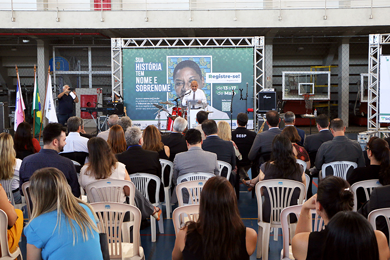 Evento de lançamento da ação "Registre-se" no Centro Esportivo Tancredo de Almeida Neves (Tancredão).