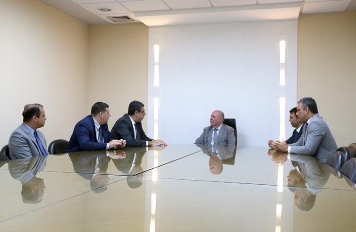 Presidente do TJES, desembargador Sérgio Luiz Teixeira Gama, recebe visita do novo presidente da OAB-ES, José Carlos Risk Filho