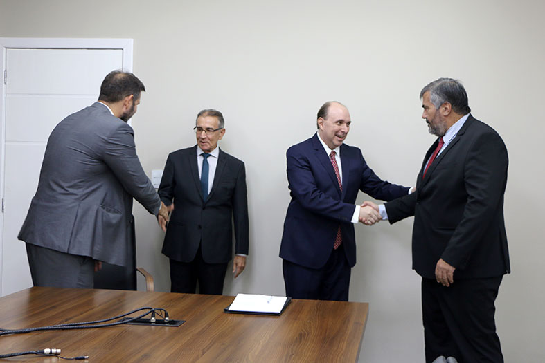 O presidente do TJES, desembargador Samuel Meira Brasil Jr, o presidente do TRE-ES, desembargador Carlos Simões Fonseca, o defensor público-geral do estado, Vinícius Chaves de Araújo, e o subprocurador de Justiça do MPES Alexandre José Guimarães.