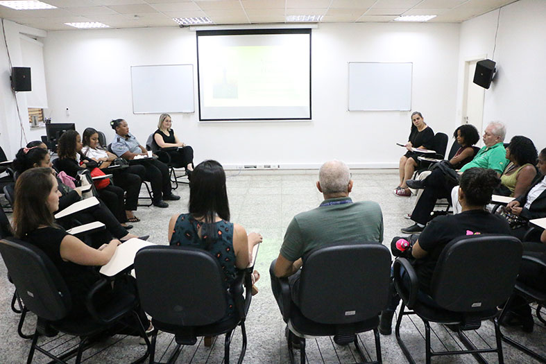 Servidores participam do 2ª Roda de Conversa sobre Assédio e Discriminação no trabalho