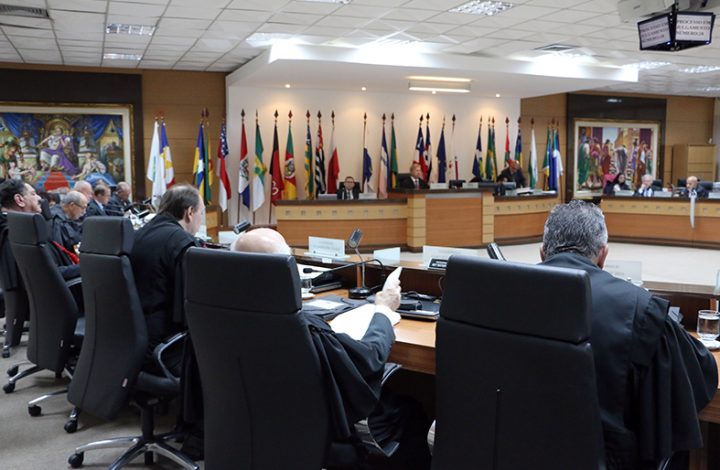 Pleno do TJES retoma julgamento sobre pagamento de auxílio-alimentação a servidores do Estado