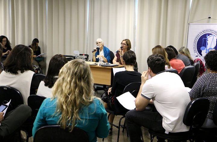 Criadora dos Círculos de Paz, Kay Pranis, realiza workshop sobre Justiça Restaurativa em Vila Velha