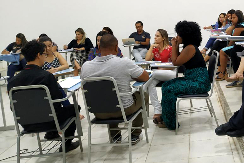 Curso de formação de mediadores judiciais em Colatina/ES.