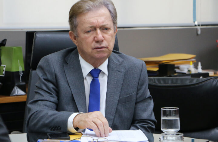 Presidente do TJES assina convênio com município de Itarana para agilizar digitalização de processos
