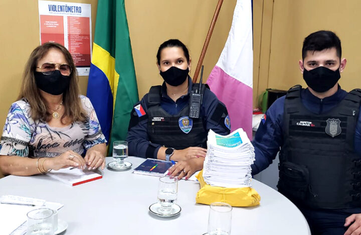 Coordenadora de Enfrentamento à Violência Doméstica se reúne com a Guarda Municipal de Vila Velha