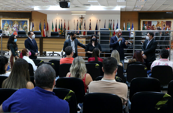 Médicos e secretários municipais de Vitória participam de audiência de conciliação no TJES