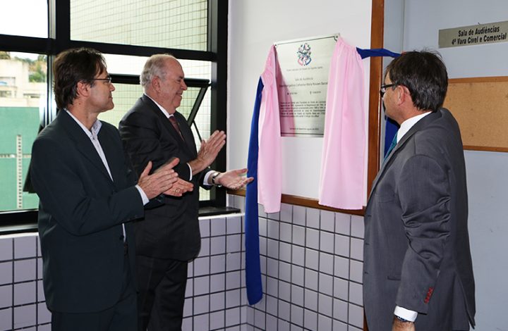 Presidente do TJES inaugura Sala de Audiência em homenagem à Desembargadora Catharina Maria Novaes Barcellos em Cachoeiro