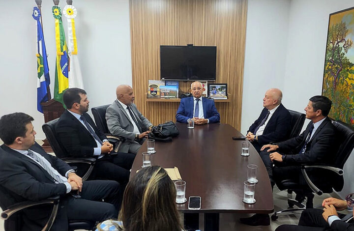 Comitiva do Tribunal de Justiça do Espírito Santo visita Corregedoria do TJMT