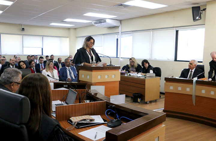 Sessão da 4° Cível desta segunda-feira foi marcada pela despedida do desembargador Jorge Viana