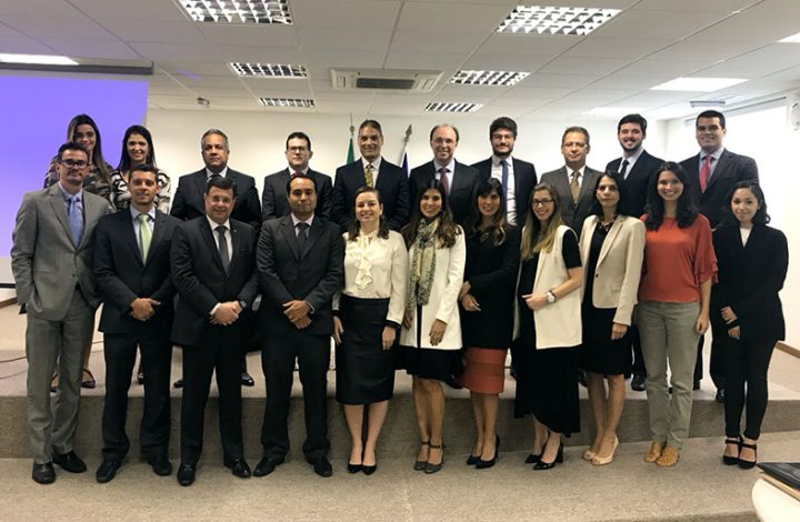 Professor de Harvard ministrou curso para magistrados e servidores esta semana