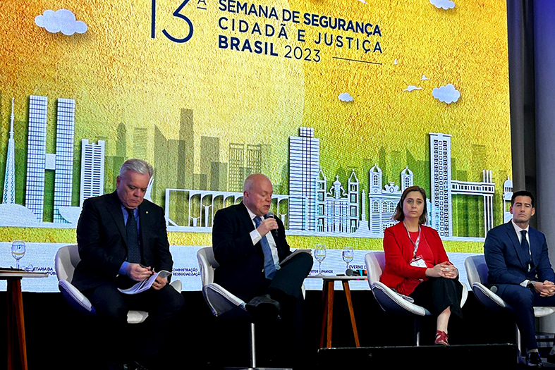 O desembargador Pedro Feu Rosa Participa da 13ª Semana da Segurança Cidadã, em Salvador/BA.