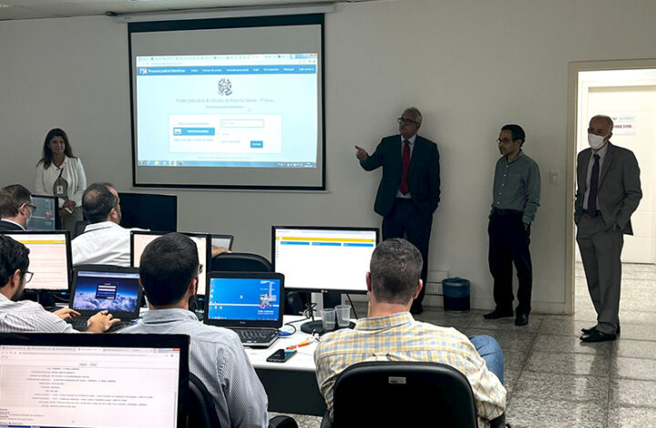 Juízes e servidores do Poder Judiciário Estadual participam de curso sobre o PJe Criminal