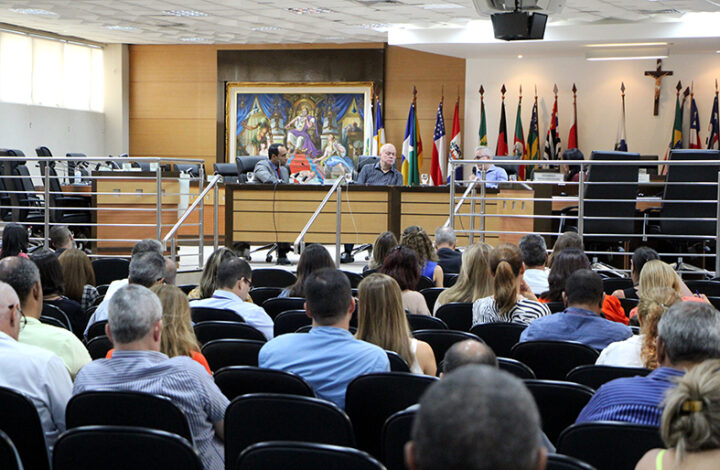 Evento em comemoração ao dia do oficial de justiça é realizado no Salão Pleno do TJES