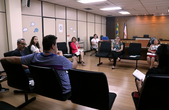 Servidora que superou o câncer de mama é a convidada especial da 6ª edição do Roda de Conversa