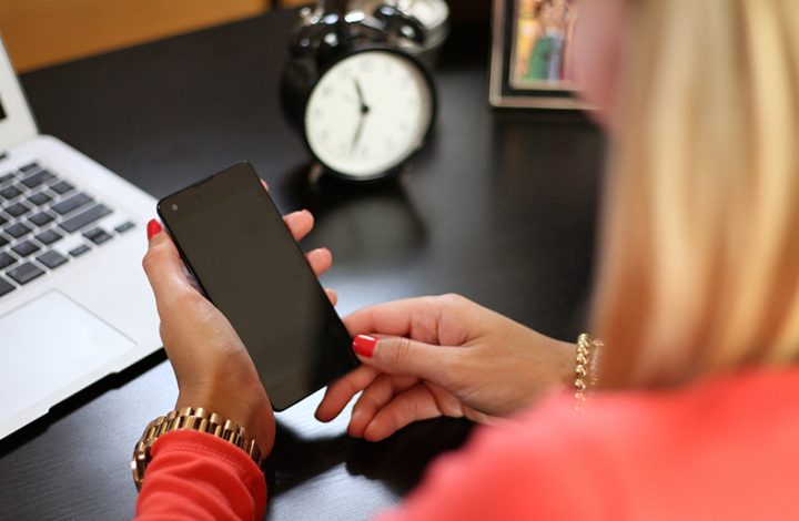 Cliente deve ser ressarcida em valor excedente na alteração unilateral de plano de telefonia