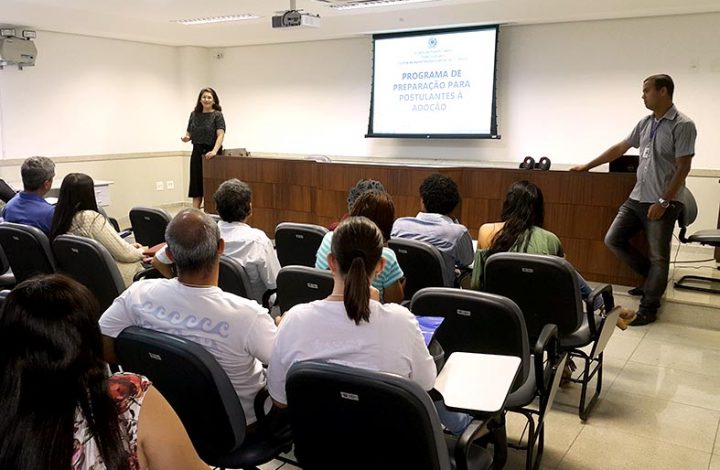Judiciário realiza curso de preparação para adoção em Guarapari