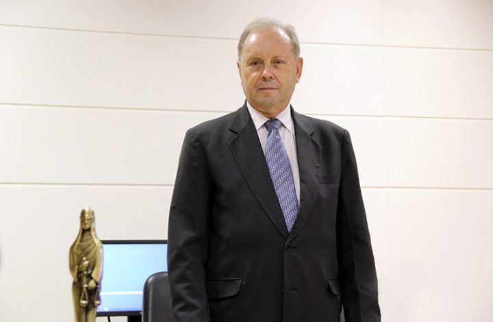 Presidente do Tribunal de Justiça do Espírito Santo cumprimenta todos os servidores do Poder Judiciário Estadual