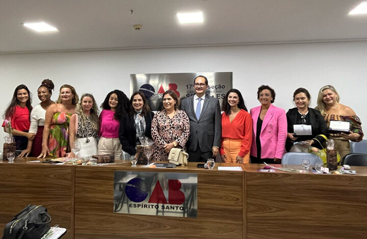 1ª Vara da Fazenda Pública Municipal da Serra é homenageada pela 17ª Subseção da OAB-ES