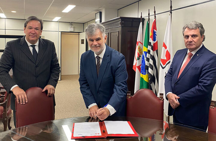 Emes firma acordo de cooperação técnica com a Escola Paulista da Magistratura