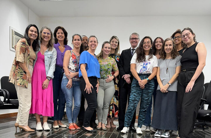 Grupo de Estudos Multidisciplinar da 3ª Vara da Infância e da Juventude de Vitória realiza seu quinto encontro