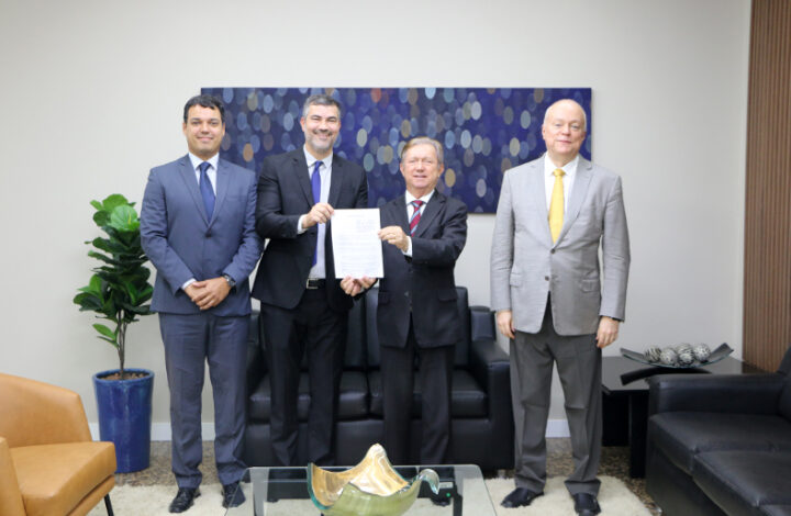 Tribunal de Justiça do Espírito Santo e Município de Pedro Canário formalizam convênio para digitalização de processos físicos