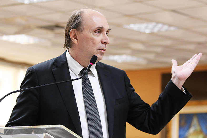 Samuel Meira.