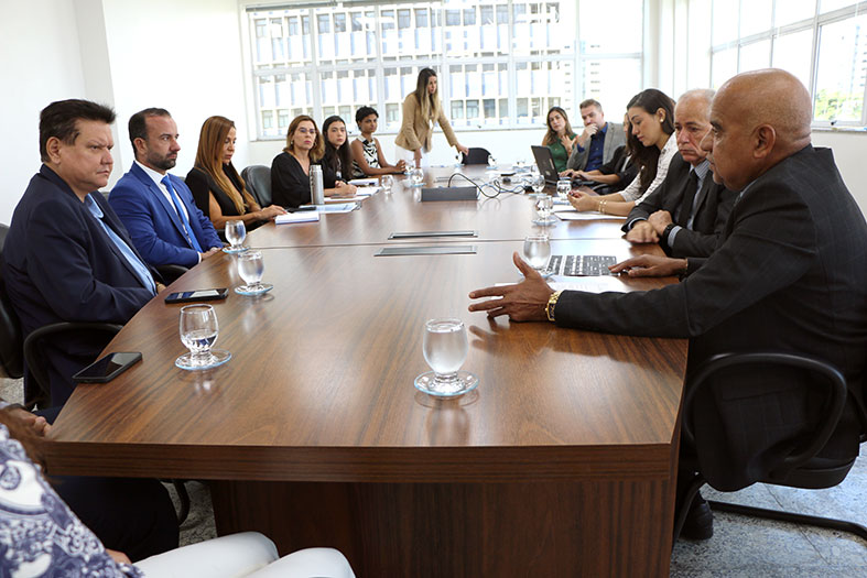 Reunião na CGJ-ES.