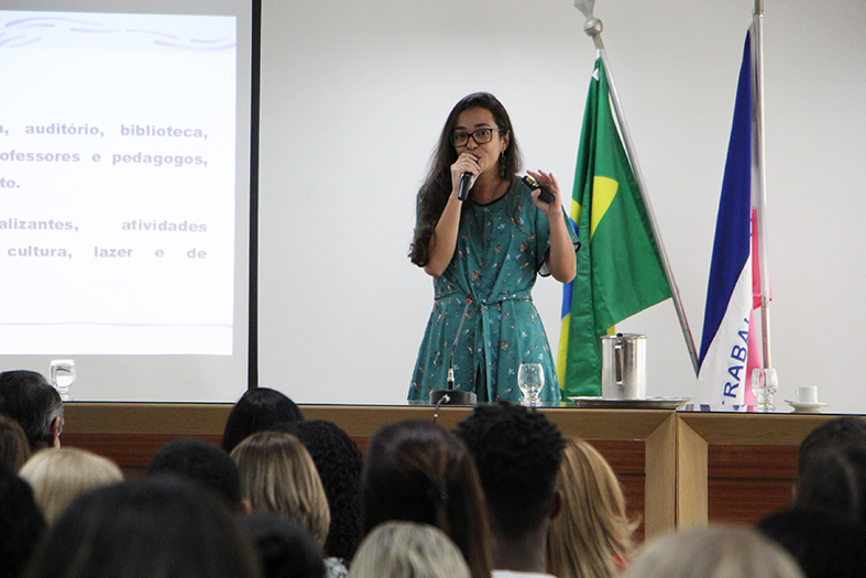 Barbara apresenta relatorio das Inspeções Temáticas