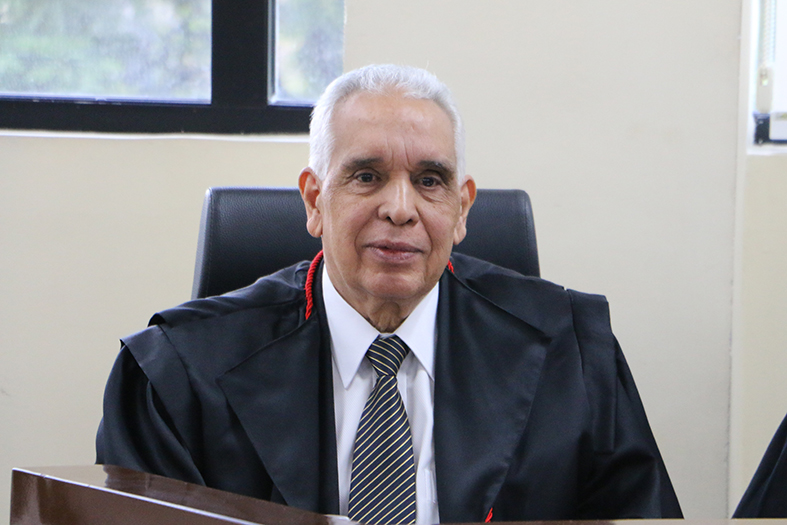 O desembargador Jorge do Nascimento.