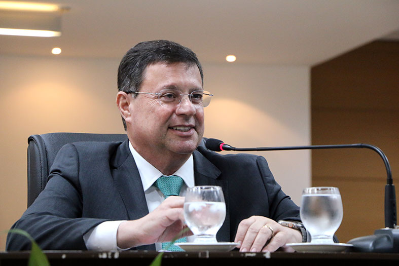 Fernando Zardini.