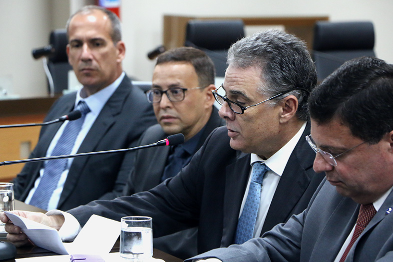 Des. Jorge Henrique proferindo seu discurso