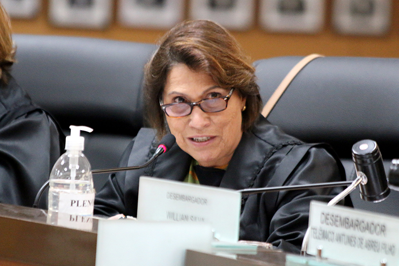 A desembargadora Eliana Junqueira Munhós Ferreira.