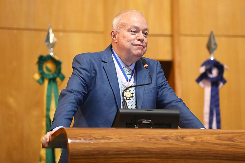 Pedro Valls.