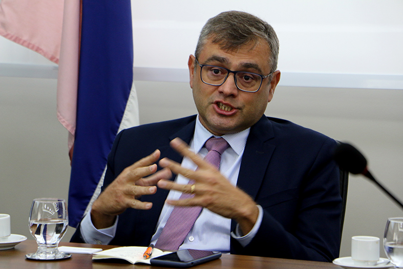 Umberto Mancedo de Araújo Filho, que lidera a área de governo da AWS no Brasil.